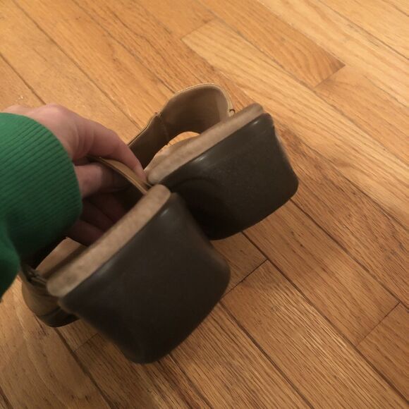 TROTTERS‎ ELLIE Slides Sandals Shoes Goldwash Leather 6W - Picture 6 of 9